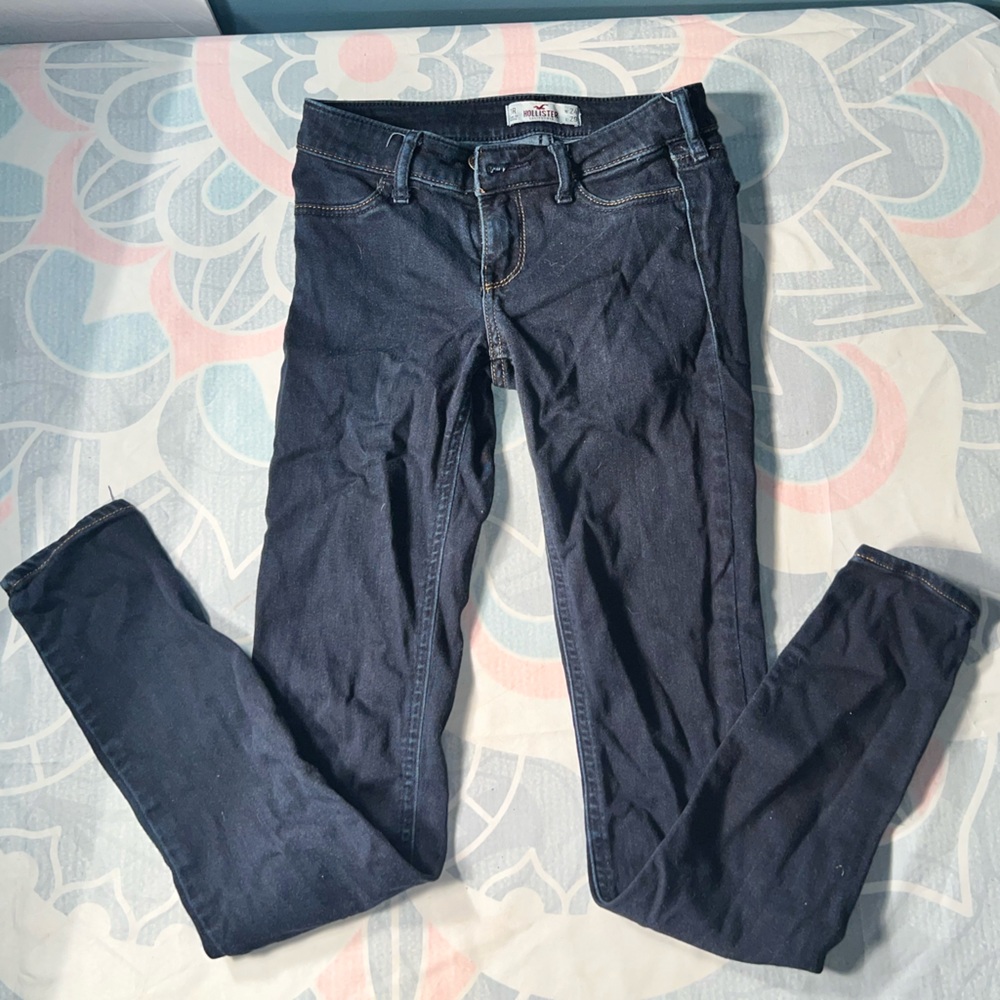 Hollister Women’s Dark Blue Skinny Jeans